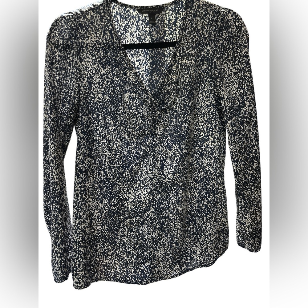 Banana Republic Black and White Tie Front Long Sleeve Blouse